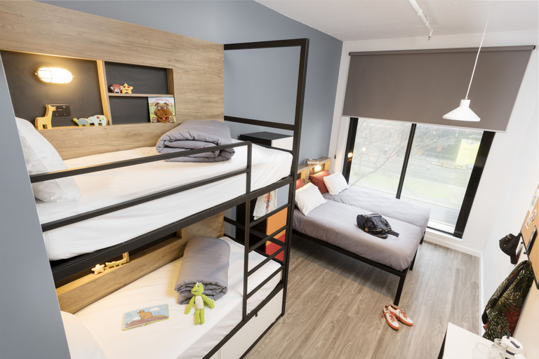 Bedroom 3, Hostel G, Perth