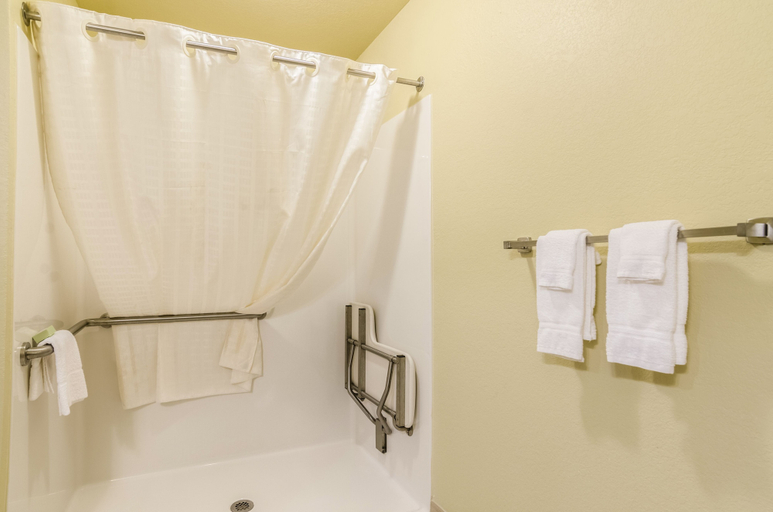 Bathroom 4, Cobblestone Inn & Suites - Ord, Valley