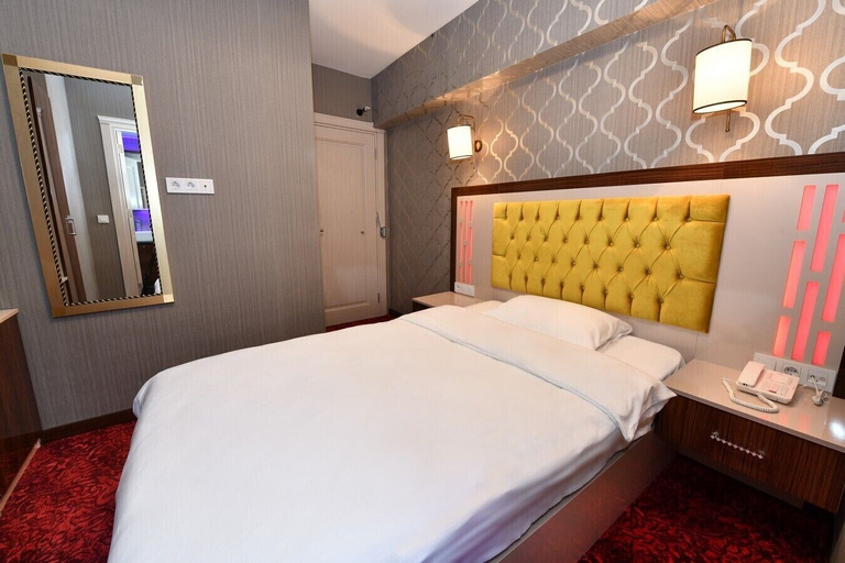 Bedroom 3, Sea Moon Hotel, Şişli
