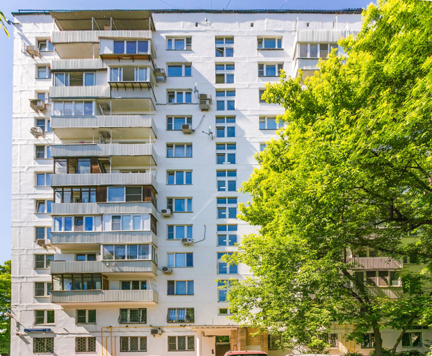 Exterior & Views 2, Apartment on Tryokhgorny Val, Northern