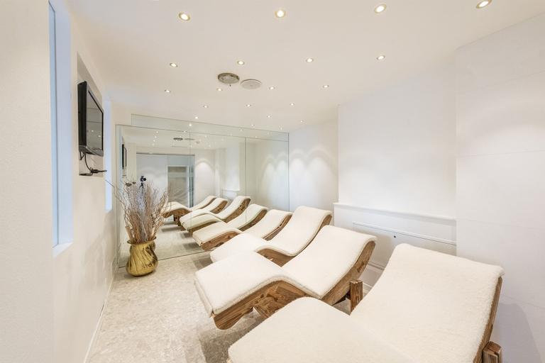 Bedroom 3, Sochers Club, Bolzano