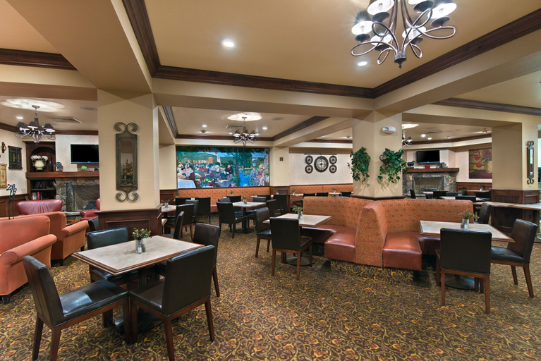 Food & Drinks 5, Oxford Suites Boise, Ada