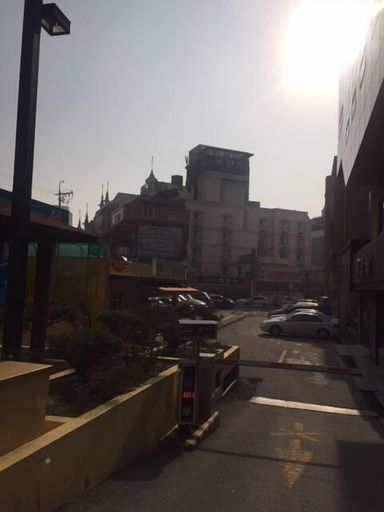 Others 5, Prince Motel, Gwangsan