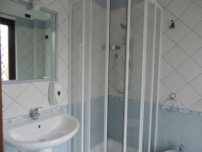 Bathroom 5, B&B Ospiti a Corte, Salerno