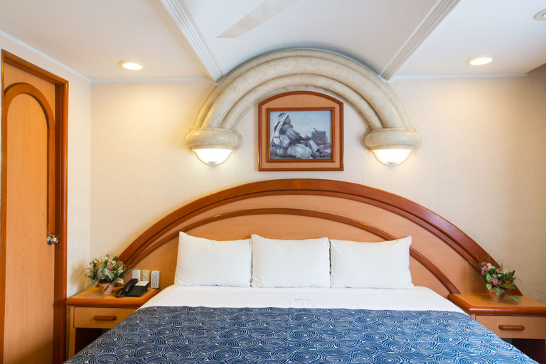 Bedroom 3, Hotel Diligencias, Mexico City