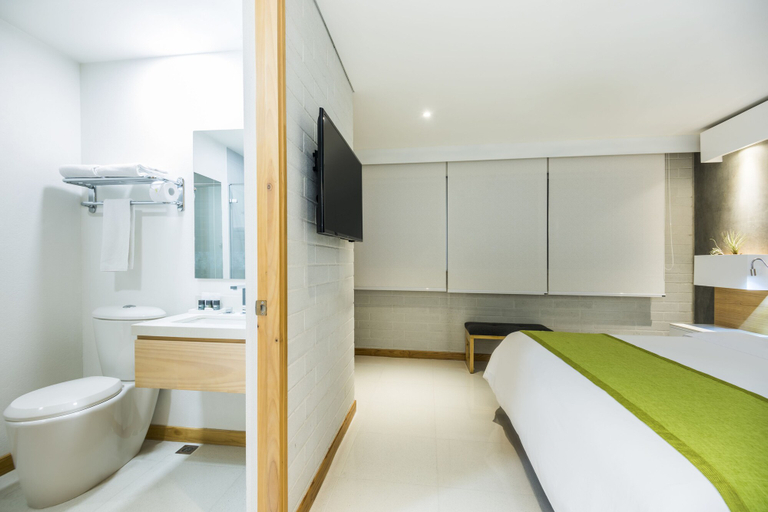 Bathroom 4, Terra Biohotel, Medellín