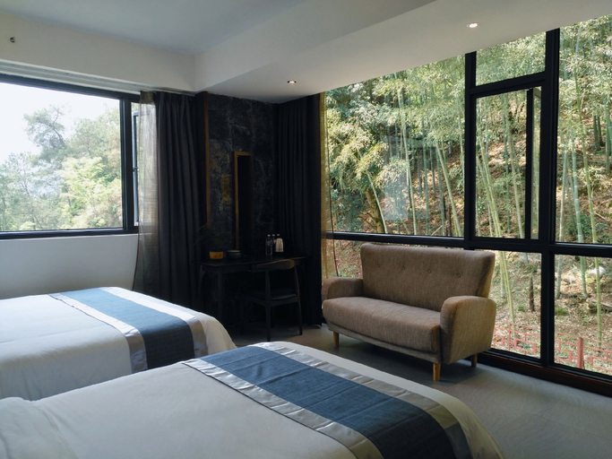Bedroom 4, Li River Resort, Guilin