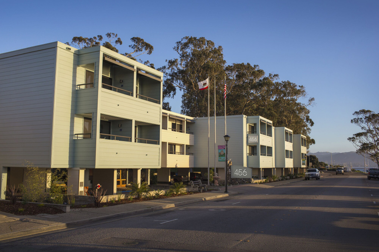 Exterior & Views 2, 456 Embarcadero Inn & Suites, San Luis Obispo
