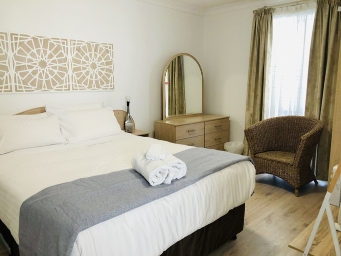 Bedroom 3, West Beach Lagoon 212 - Gorgeously decorated, Stirling