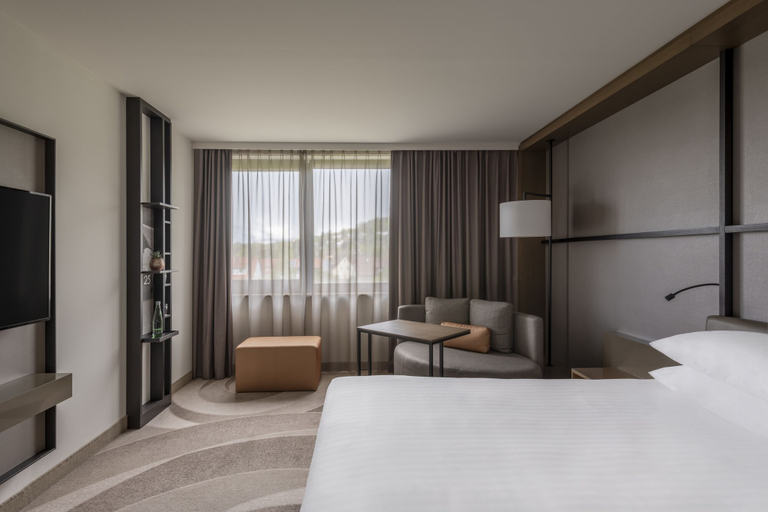 Bedroom 2, Stuttgart Marriott Hotel Sindelfingen, Böblingen