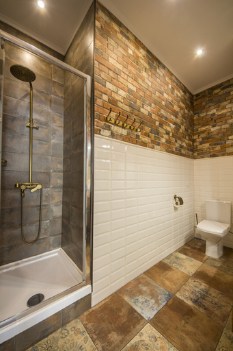 Bathroom 3, Secret Apartments, Shevchenkivs'kyi