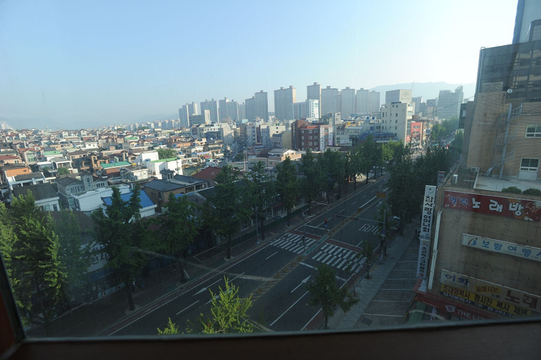 Others 5, Highfere Hotel, Changwon