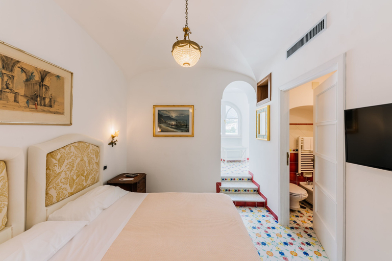 Bedroom 4, Hotel Giordano, Salerno
