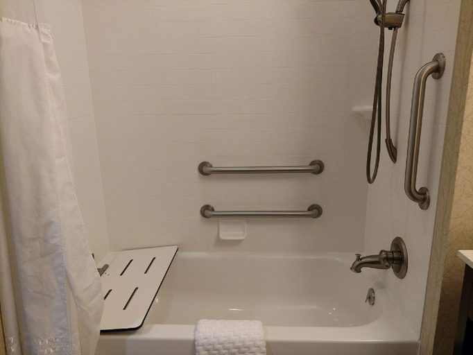 Bathroom 4, Best Western Plus Dayton Hotel & Suites, Columbia
