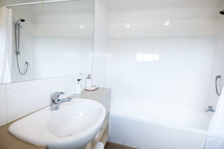 Bathroom 3, The Westhaven Motel, Westland
