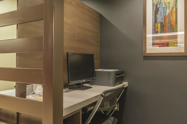Others 5, Quality Hotel & Conference Centre, Restigouche
