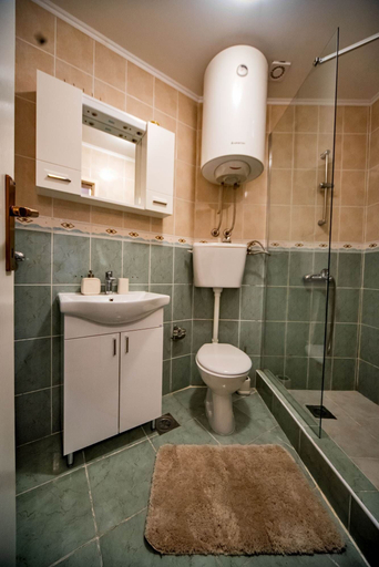 Bathroom 3, Apartmani Markovic