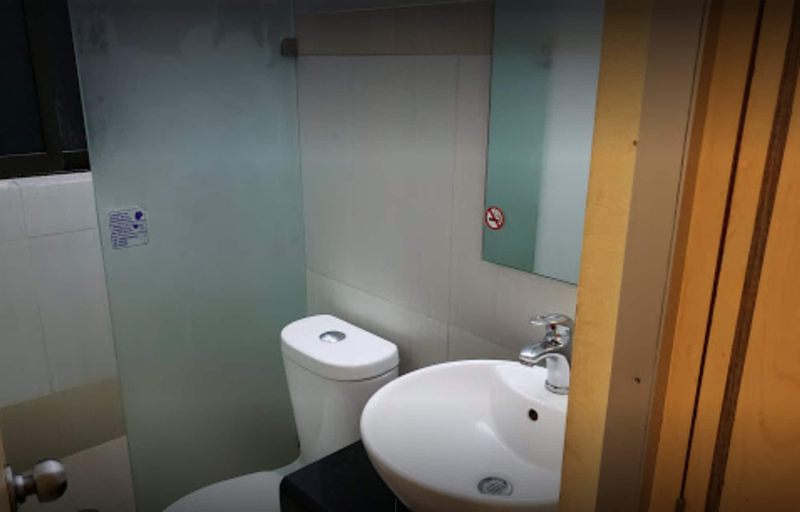 Bathroom 5, Hotel Dharma, Mexico City