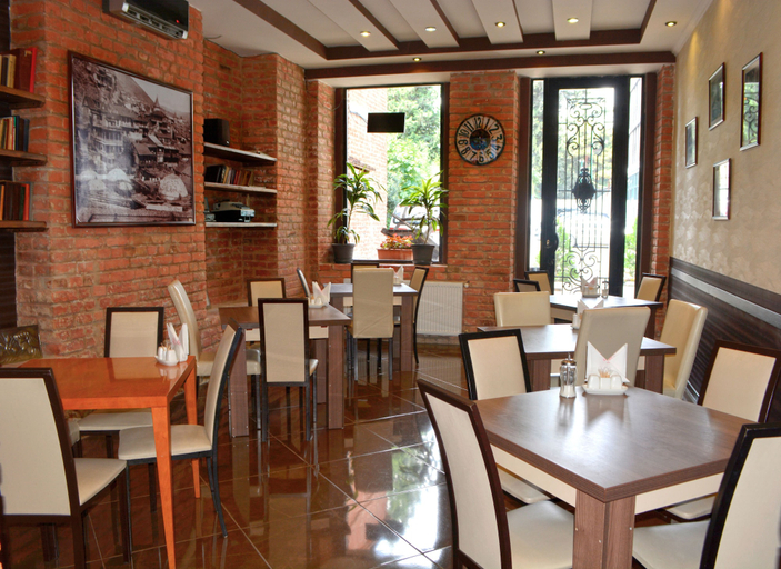 Food & Drinks 5, Hotel Tiflis, Tbilisi