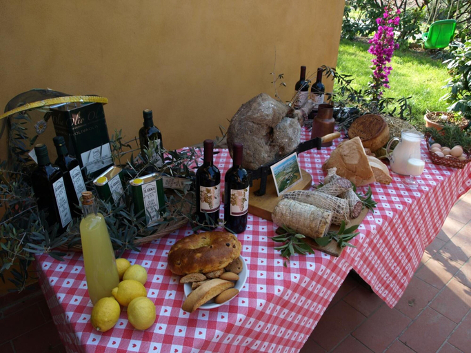 Food & Drinks 5, Agriturismo Il Giogo, Livorno