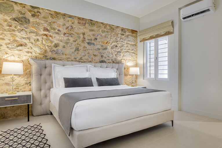 Bedroom 2, Thiramenous Residence, Attica