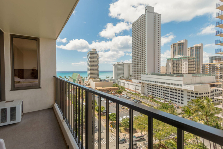 Others 1, Waikiki Banyan - Ocean View Tower 1 Suite 3209, Honolulu
