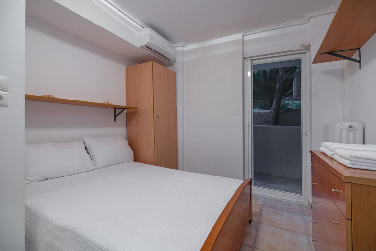 Bedroom 3, Villa Ekaterini, Central Greece