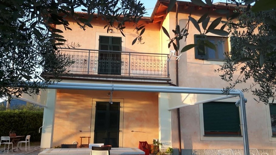 Exterior & Views 2, B&B La Casa sul Colle, Genova