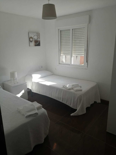 Bedroom 4, Pilgrim Rooms & Apartments, Pontevedra