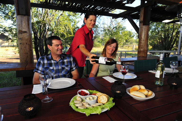 Food & Drinks 5, Bungle Bungle Wilderness Lodge, Halls Creek
