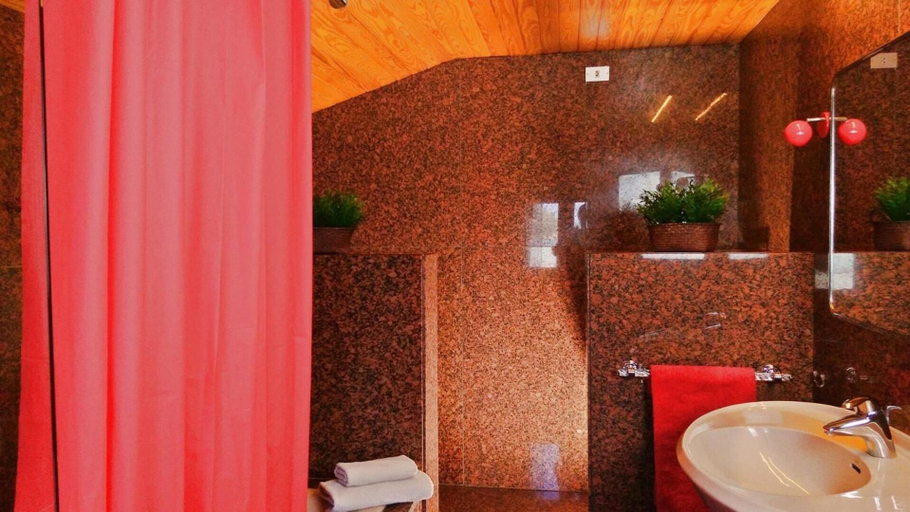 Bathroom 5, Chalet Rec dels Noguers, Lleida