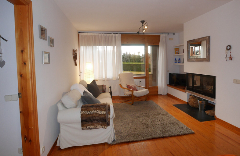 Others 5, Cozy Apartment in Alp, Girona