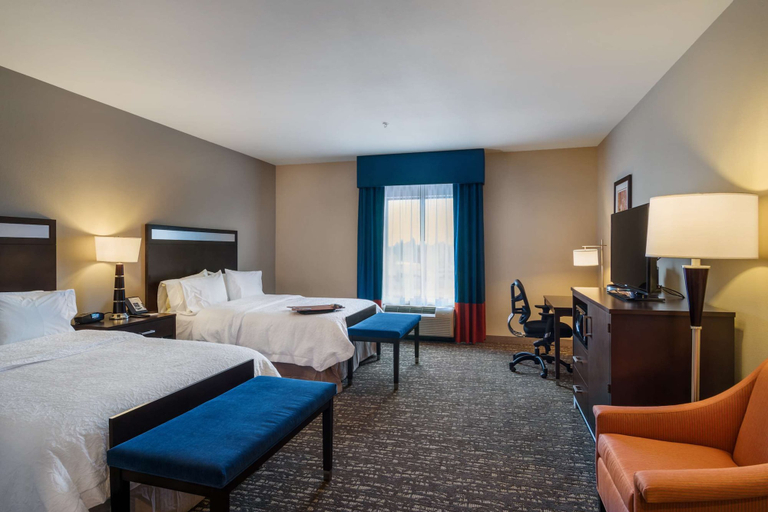 Bedroom 3, Hampton Inn & Suites Portland/Vancouver, Clark