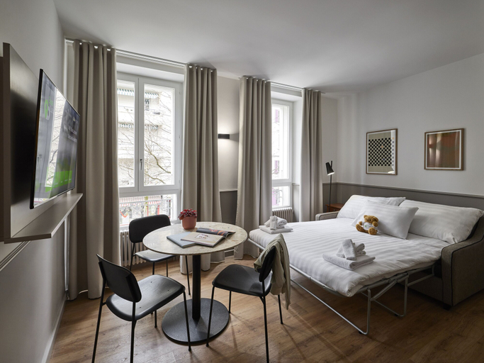 Bedroom 3, Base Lausanne, Lausanne