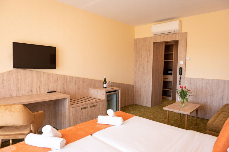 Bedroom 4, Margareta Hotel, Balatonfüred