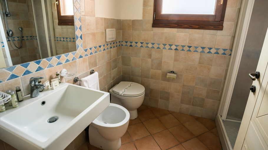 Bathroom 5, RESIDENCE LU LAMONI COSTA NORD, Olbia-Tempio