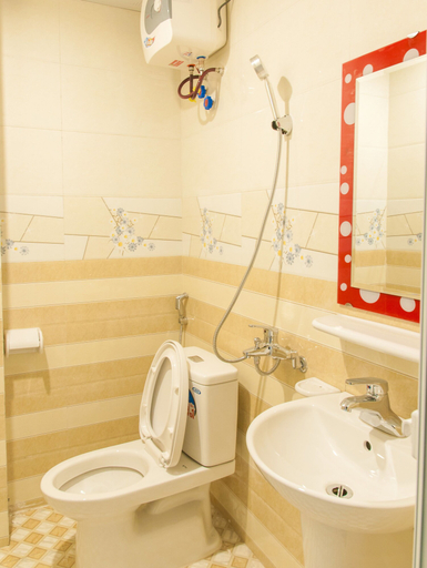Bathroom 3, Hai Duong Hotel Co To, Cô Tô