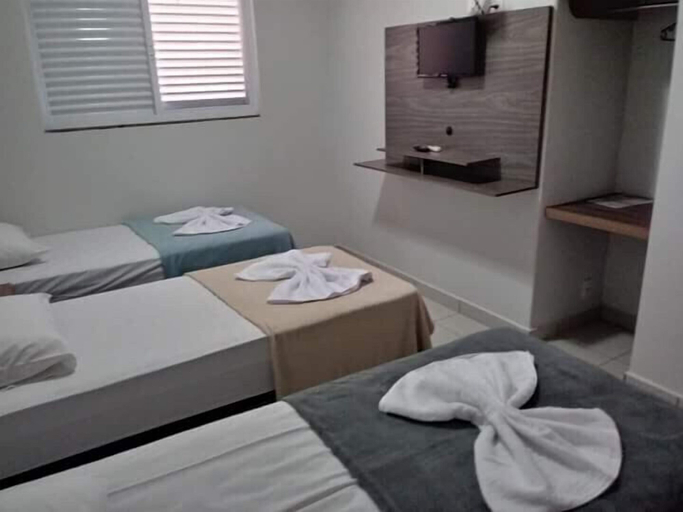Bedroom 2, Hotel Guima, Santa Vitória