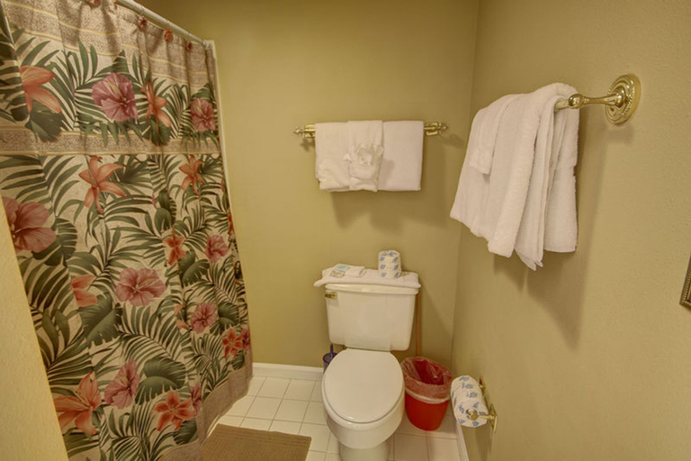 Bathroom 4, El Matador -sound View, Okaloosa