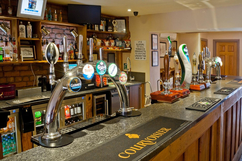 Food & Drinks 3, The Feathers, Denbighshire