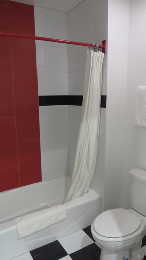 Bathroom 4, Legend Hotel Hollywood, Los Angeles