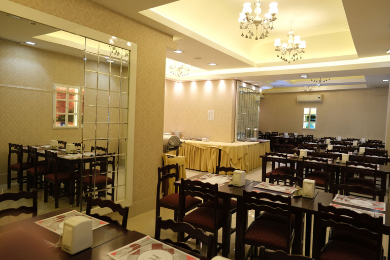 Food & Drinks 5, Artan Hotel, Merkez