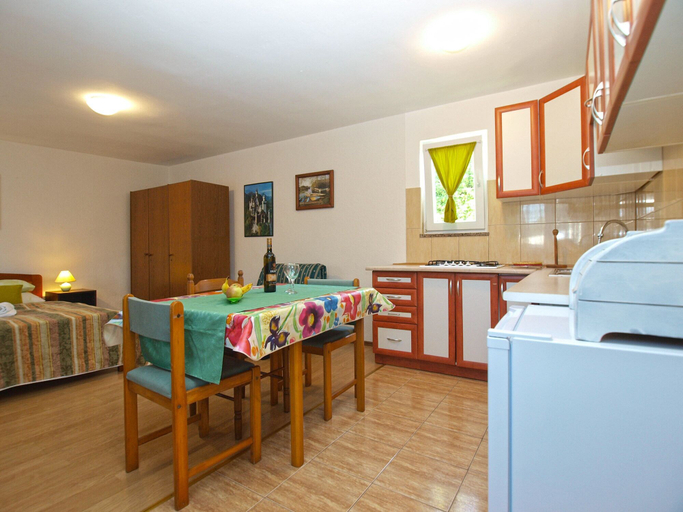 Others 5, Apartments Jacqueline 1227, Premantura