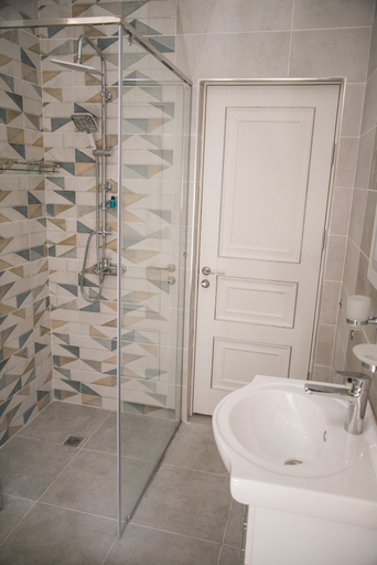 Bathroom 4, Hotel Maison Yerevan, Yerevan