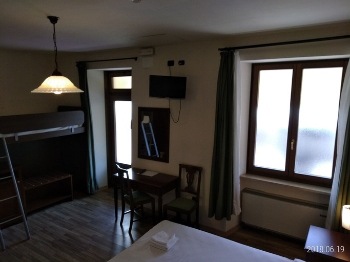 Bedroom 22
