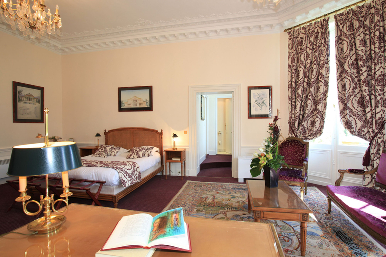 Bedroom 3, Chateau de La Motte Fénelon, Nord