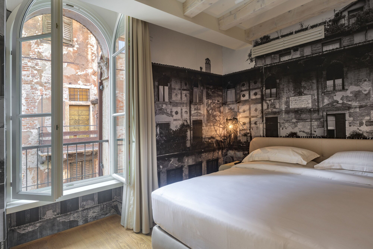 Bedroom 3, Lords of Verona Luxury apartments, Verona