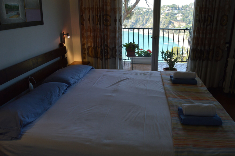Bedroom 2, Les Terrasses De Cala Llevado 01, Girona