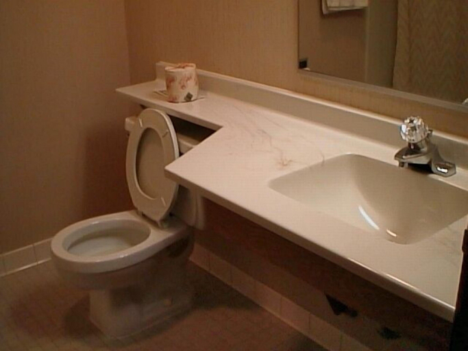 Bathroom 5, Motel 6 Drums, PA, Luzerne