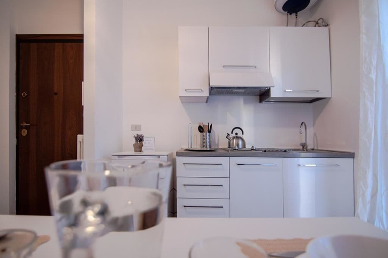 Private kitchen 2, Rebecca's House, Verona